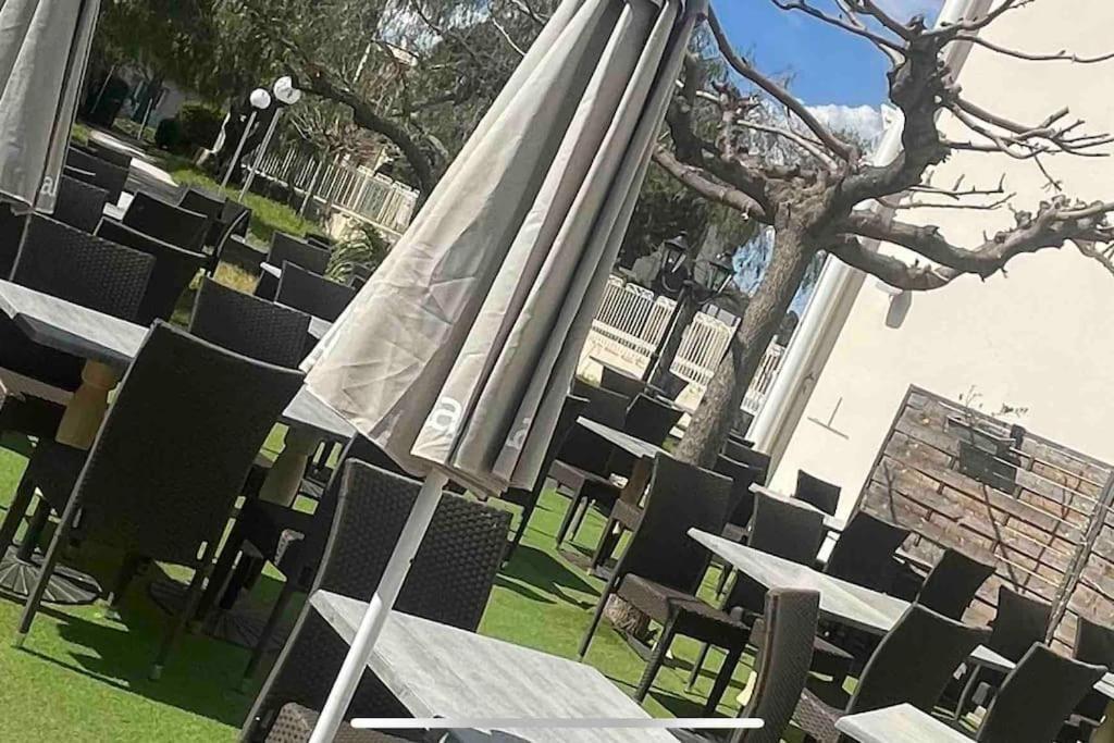 Studio Cosy Residence Odalys 3 Etoiles La Londe-les-Maures Exterior foto